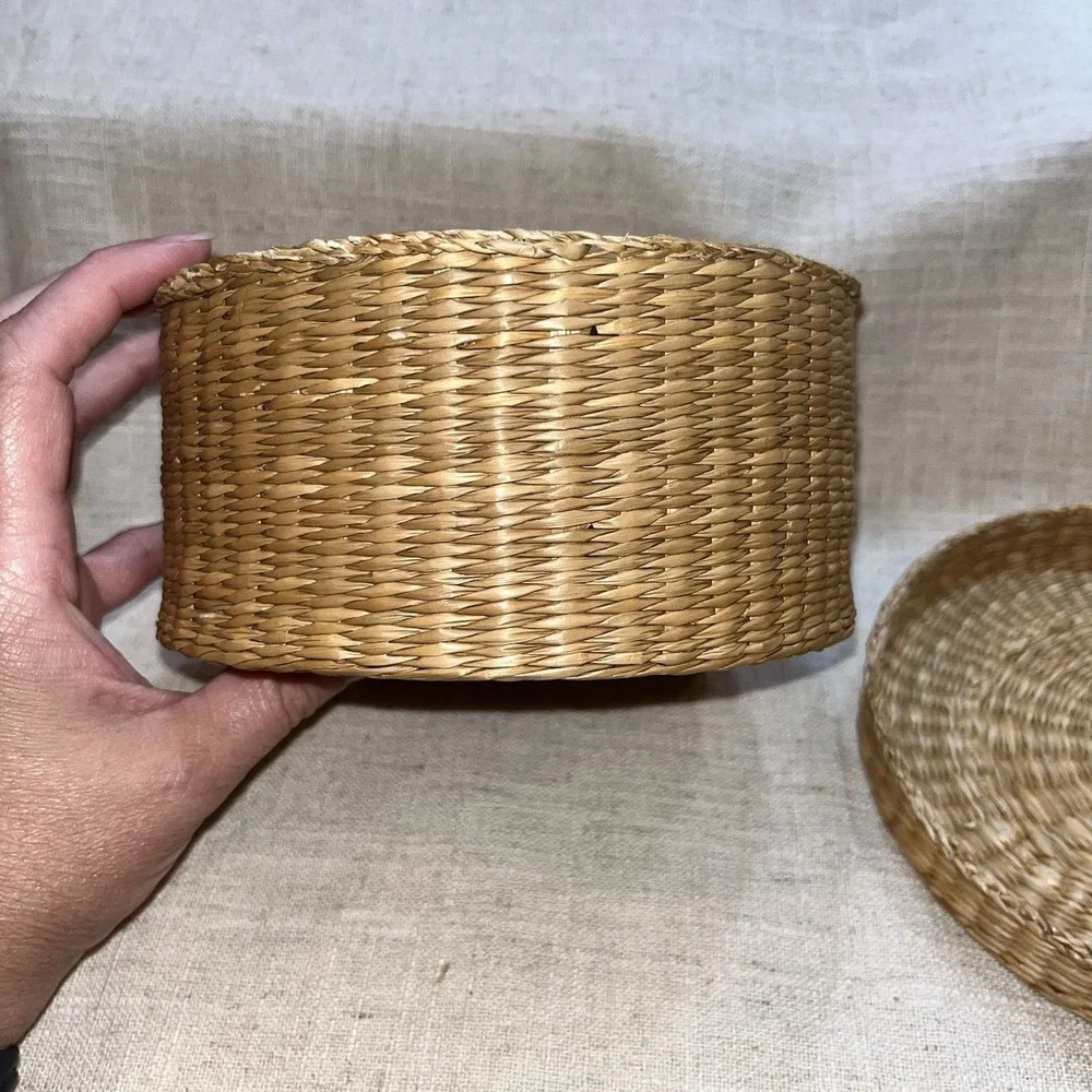 Woven Basket with Lid 6-inch Diameter‎